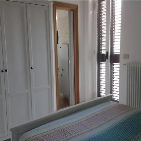 Albarosa أوستوني